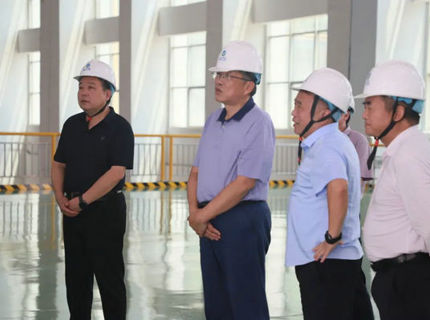 马建华一行调研Wepay公司并探望慰问基层职工